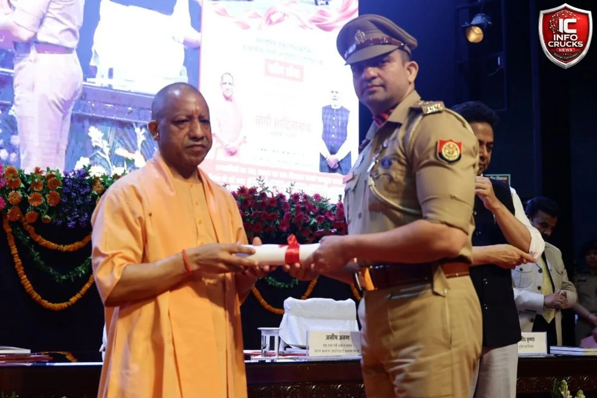 सीएम के हाथों गैलेंट्री मेडल से नवाजे गए इंस्पेक्टर गीतेश, बड़ा बाईपास पर लूट के बाद दो बदमाशों के एनकाउंटर का मिला इनाम